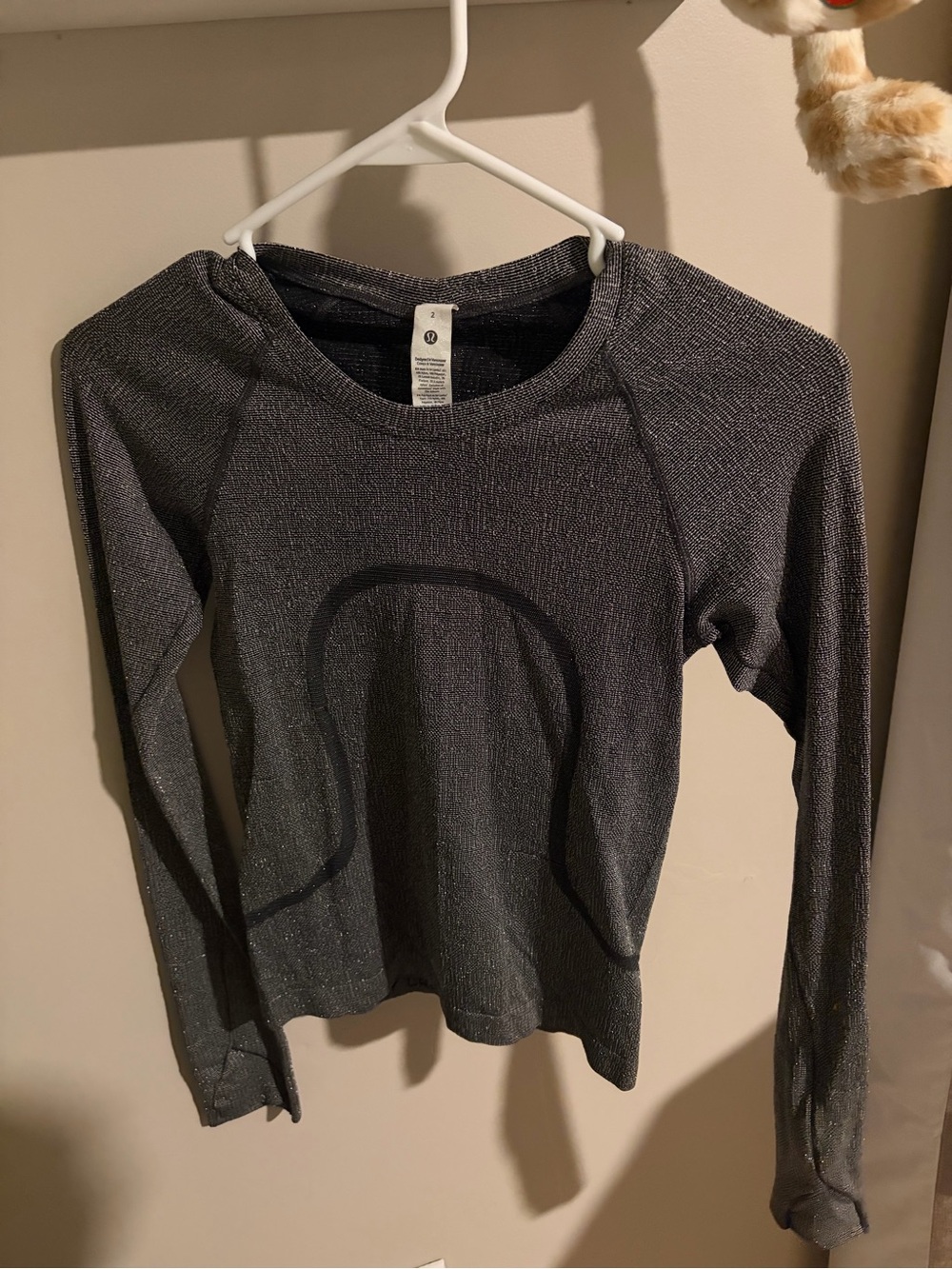 lululemon athletica Long Sleeve Heathered Charcoal Crew